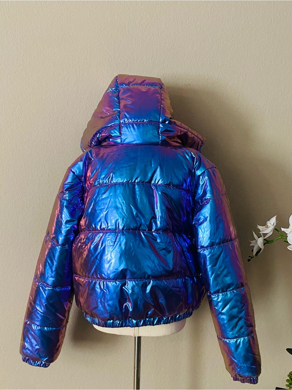 NWT Forever 21 Metallic Puffer Jacket - Picture 6 of 9